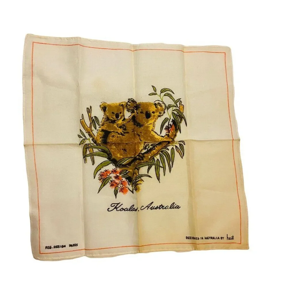 #4873 hEIL Scarf beige Australia Koala bear mom son 12x12